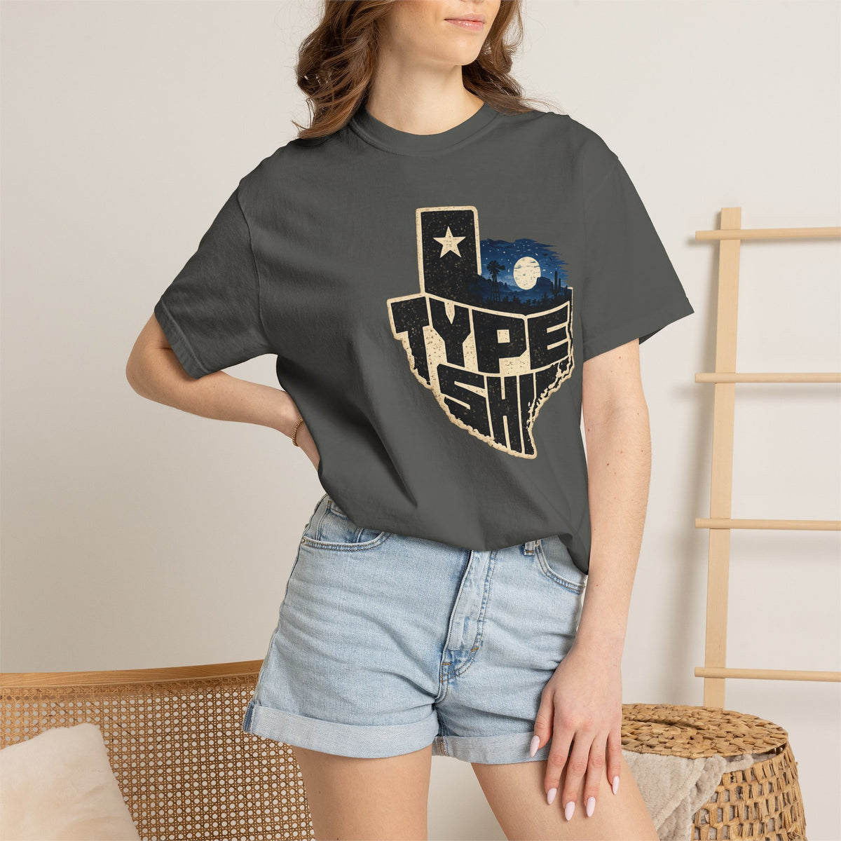 Texas Type Shi Night Skyline T-Shirt — Retro Lone Star Graphic Tee