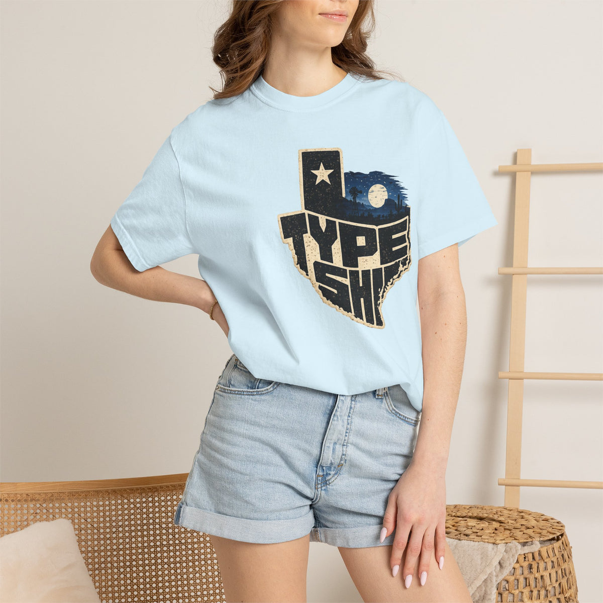 Texas Type Shi Night Skyline T-Shirt — Retro Lone Star Graphic Tee
